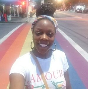 Meet your Posher, Sade